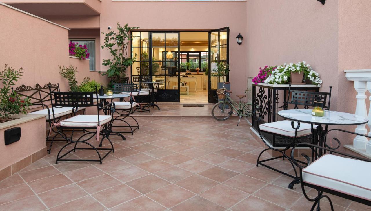 Kseynasa Suites Nikiti  Exterior photo